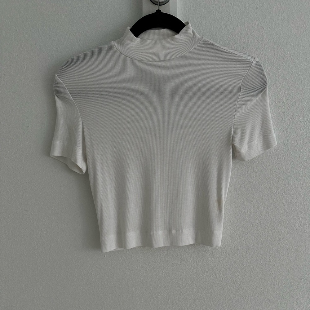 Great condition - Babaton white stop XS